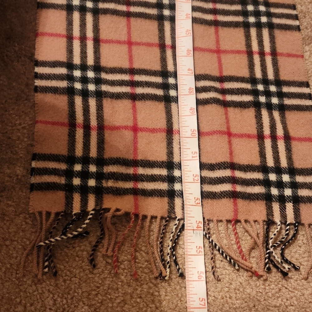 Burberry Lambswood Scarf - Picture 14 of 15